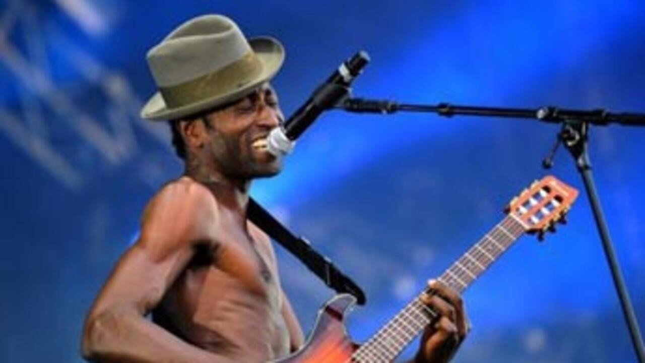 Keziah Jones - Live at the Elysée Montmartre