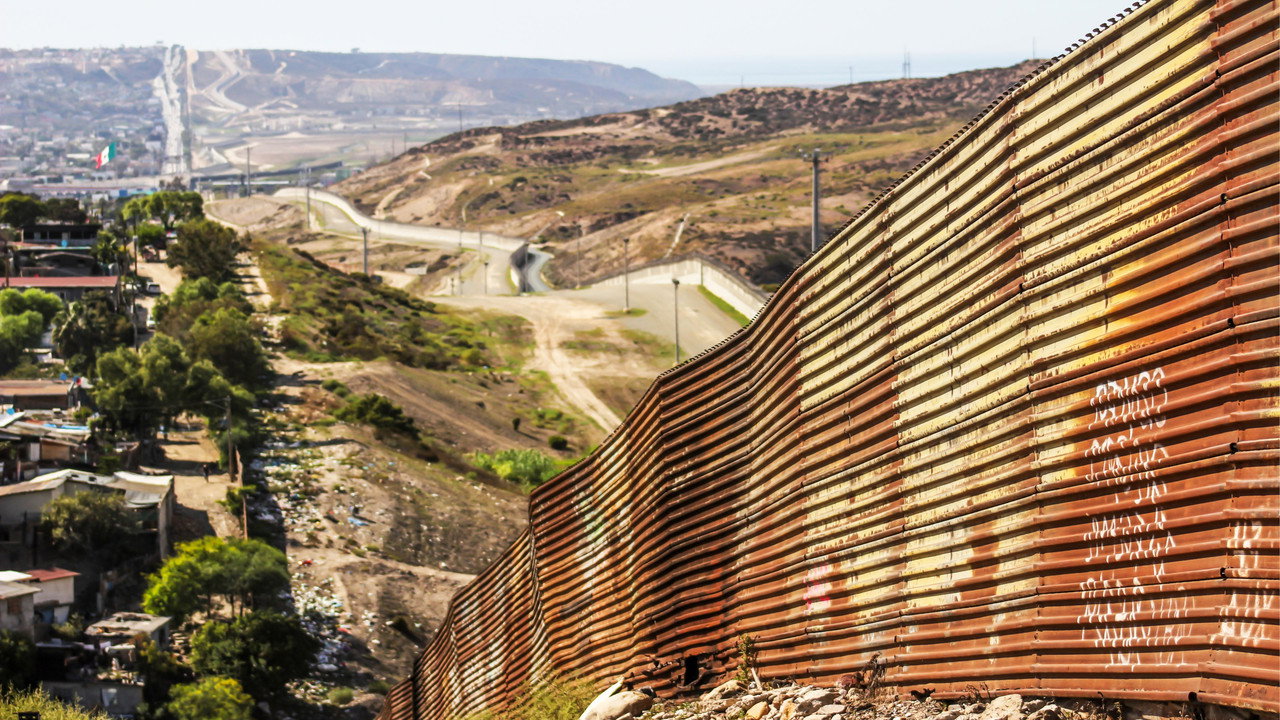 Ser Fronterizo: Crónicas de las Asimetrías Globales