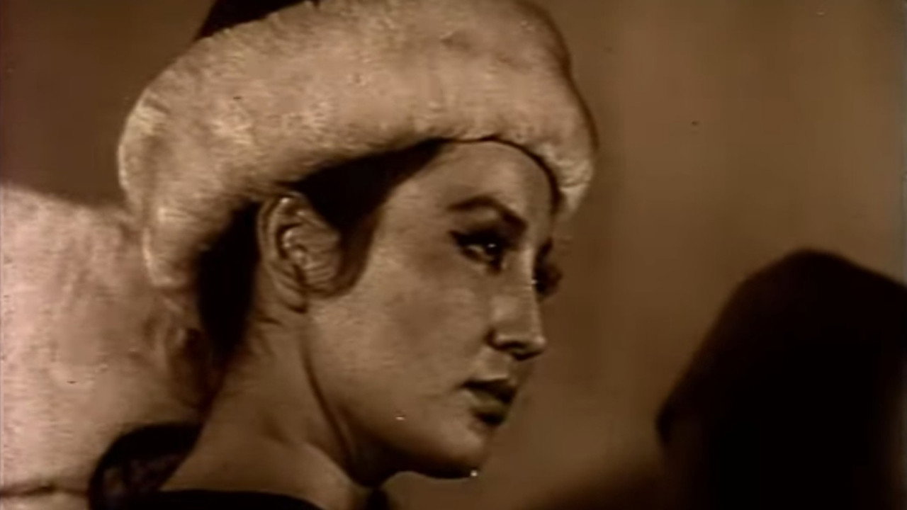 Ак Мөөр