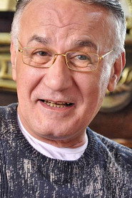 Ezzat Abu Ouf