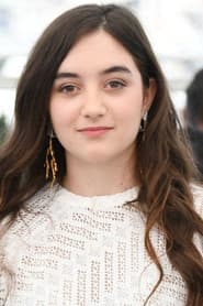 Luàna Bajrami