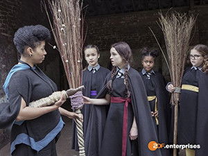 La visite du Grand Maître Sorcier