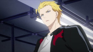 Une veste en cuir, ça glisse
