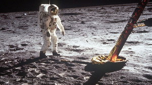 Apollo : Ils ont marché sur la Lune (1969-1970)