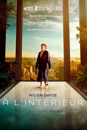 À l'intérieur