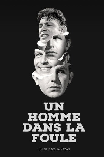Un homme dans la foule