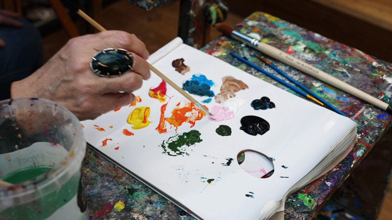 Paint me your favourite colour!
